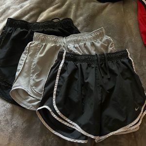 size medium nike short bundle